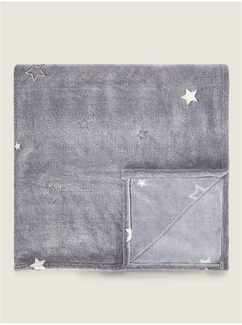 Grey Glow in the Dark Star Fleece Blanket, £4 at ASDA.